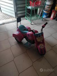 Moto giocattolo 