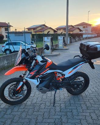 KTM 890 adventure R