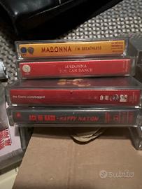 Cassette artisti stranieri anni 90