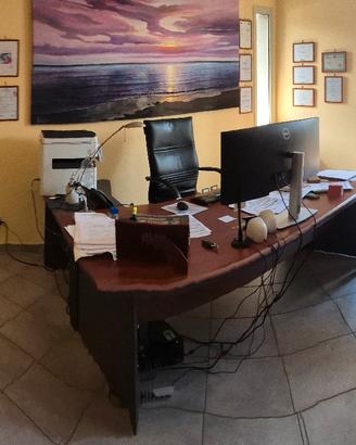 atredamento completo per ufficio  direzionale