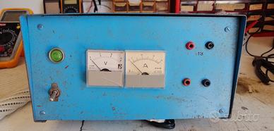alimentatore da banco 12/24V