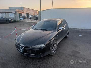 Alfa romeo 147 937 1.9 16v q2 150cv -ricambi