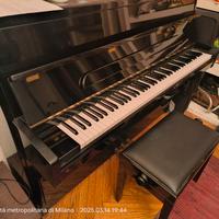 pianoforte verticale young chang