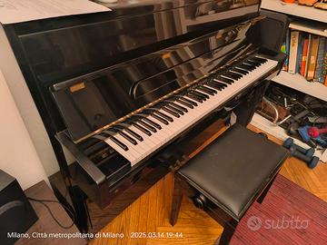 pianoforte verticale young chang