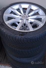 pneumatici più cerchi come nuovi 235/45/18