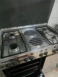 cucina a gas e induzione