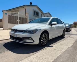 VOLKSWAGEN Golf 8ª serie - 2021