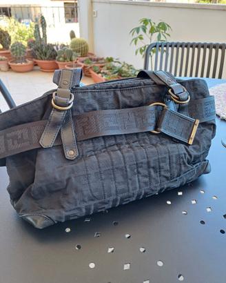 Borsa a mano in nylon Fendi Zucca nera