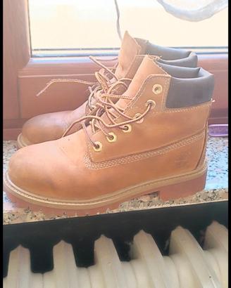 Scarponcino Timberland N.32