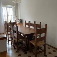 tavolo in legno massello di castagno con 8 sedie