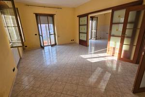 Ampio Quadrilocale con 2 posti auto