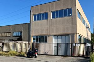 Capannone via Moia Brugherio alt.13,5m