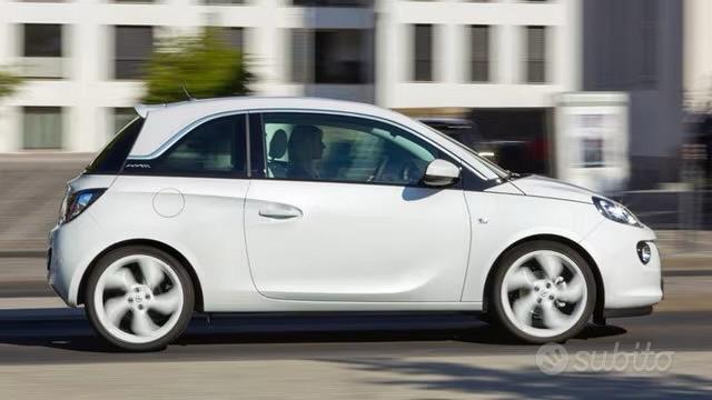 Opel Adam