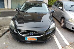 Volvo v 40 2.0 d 88kw