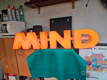 INSEGNA LUMINOSA MIND ARREDO RECUPERO INDUSTRIALE