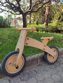 2 biciclette in legno senza pedali 