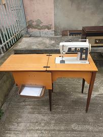 Macchina da Cucire Singer 702/722