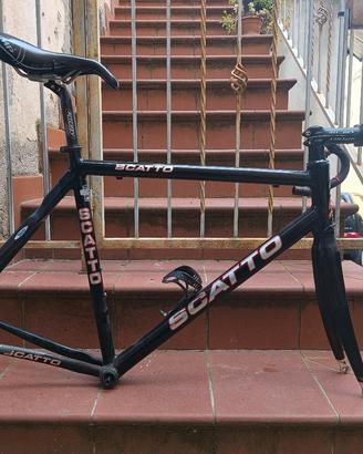 telaio bici da corsa alluminio/carbonio
