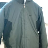 giubbotto invernale della Nike taglia m