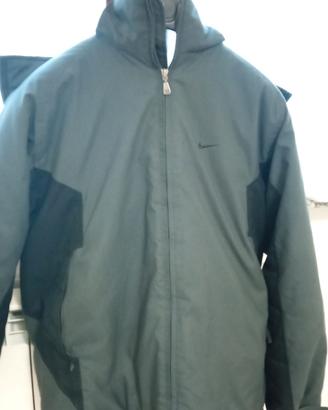 giubbotto invernale della Nike taglia m
