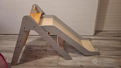 scivolo Montessori in legno