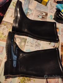 stivali neri taglia 36 nuovi