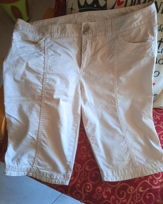pantalone da donna corto