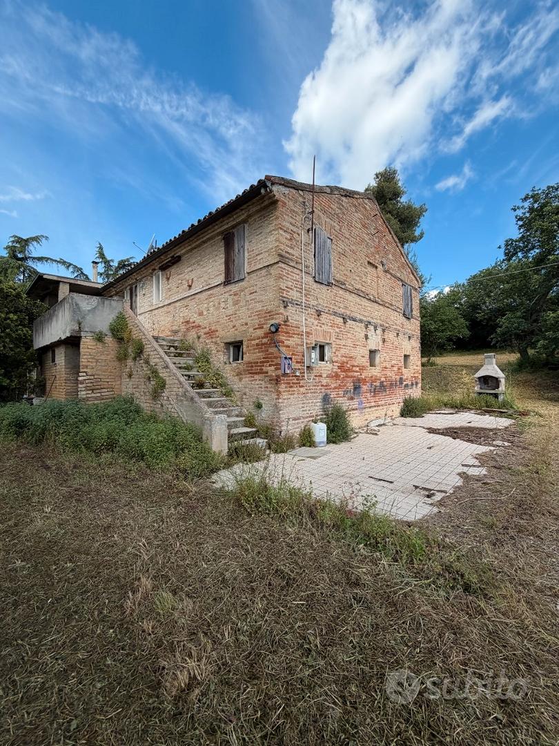 Un'oasi di tranquillità immersa nel verde - Vista 4