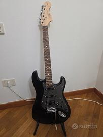 Chitarra elettrica Fender Squier Affinity + altro