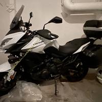 Kawasaki Versys 650 tris valigie