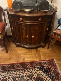 Mobiletto Credenza Classica in Legno Sagomata