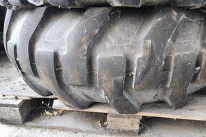 16.9 o 16.5-28 per terna Pala o trattore