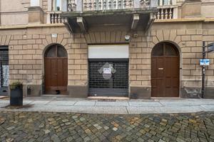 NEGOZIO A CREMONA