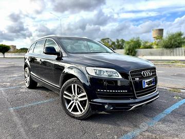 AUDI Q7 3.0 V6 TDI 233CV OFFROAD S-line