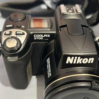 Fotocamera digitale Nikon Coolpix 5700