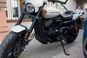 Harley-Davidson Street Rod 750 17000km Perfetta