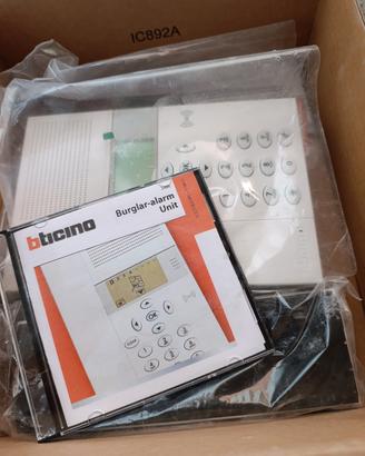centrale comunicatore BTicino living