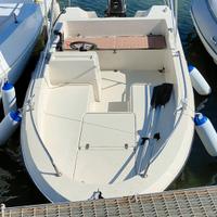 Barca open 5 metri f.t. 25 CV Tohatsu