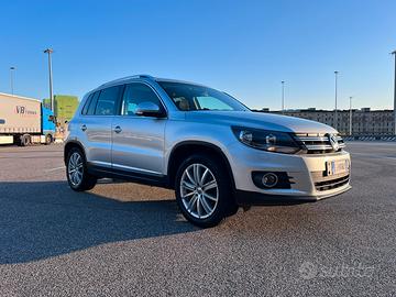 Volkswagen Tiguan 2.0 DSG 4Motion tettuccio