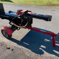 Spaccalegna MTD LS550 da 25 tonnellate