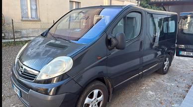 Opel vivaro trasporto disabili