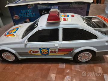 auto polizia a batterie