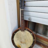 Ukulele banjo antico 