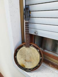 Ukulele banjo antico 