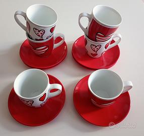 Tazze decorate a cuori