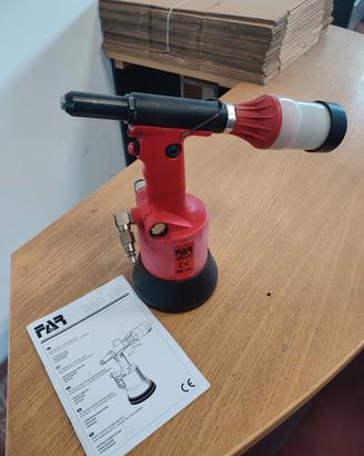 rivettatrice olopneumatica RAC180