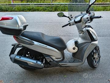 Scooter Kimco