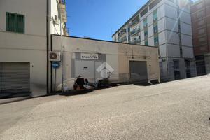 MAGAZZINO A CORIGLIANO-ROSSANO