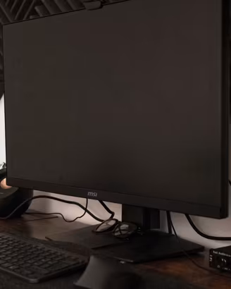 Monitor MSI 27” 4K 160Hz IPS - 272URDF E16