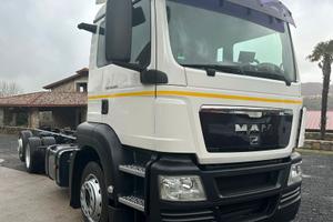 MAN 320 TGS/TGM (2009) - 3 Assi - Cambio Manuale -